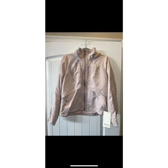 ❗️$130 LULULEMON wmns jacket❗️🎁🎄size LARGE - Picture 3 of 7
